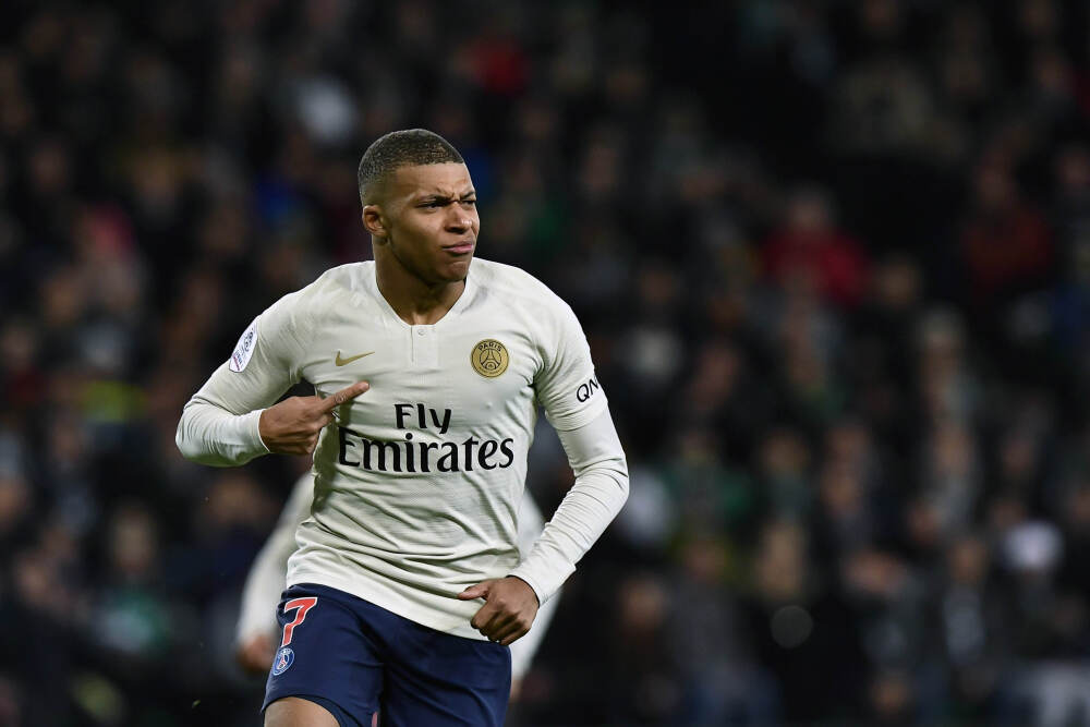 2025中国金球奖各奖项前三名揭晓 U23国足两人入围